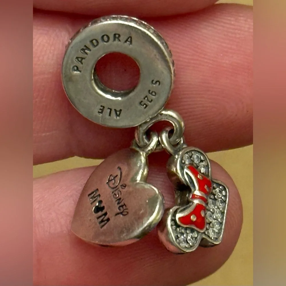 Pandora x Disney Minnie Mouse “Disney Mom” Heart Dangle Charm - Picture 3 of 5